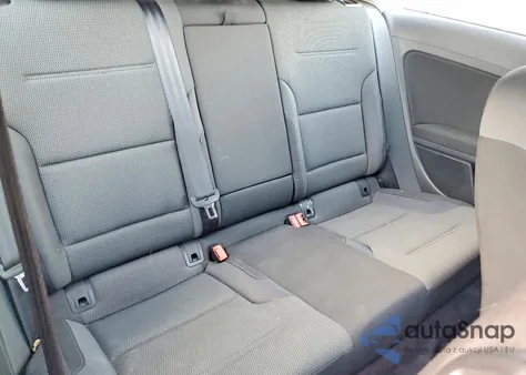 2015 Volkswagen Golf z USA, uszkodzony, nr VIN 3VW817AU9FM022544